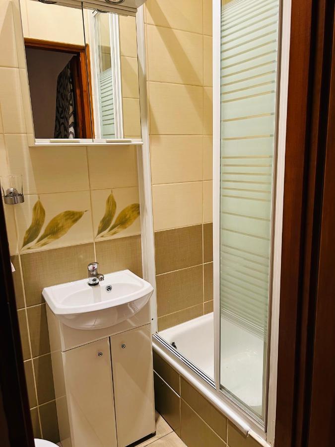 Kr Apartamenty Krakau Buitenkant foto